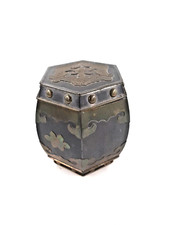 Chinesische Teedose Tabakdose Zinn mit floralem Messing Dekor Vintage massiv top