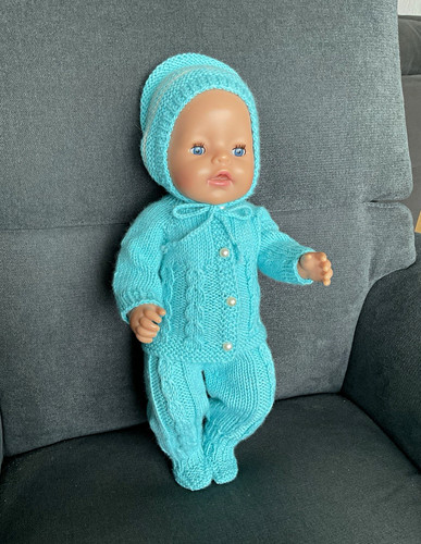 Puppenkleidung handgestrickt