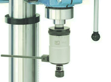 Knuth Gewindeschneidapparat