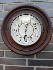 JUNGHANS Pendelwanduhr Kontoruhr Bahnhofsuhr Uhr, vorne rund und hinten 8eckig ★