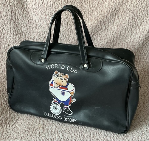 Rare vintage world cup - vintage, bulldog