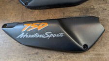 Seitenverkleidung Heckverkleidung rechts Honda Africa Twin XRV750 RD07 RD07a def