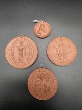 4x Meissen Böttger Steinzeug Medaillen Hochstift 1976 