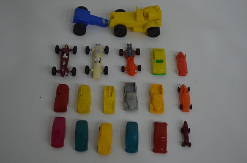 18x alte plastikautos porsche - 18x,