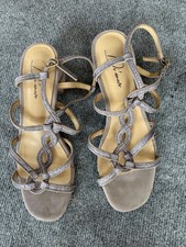 Sandalen mit Plateau im Glitzerlook