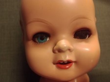 König & Wernicke K&W Puppenkopf Schelmenaugen 110/57 & original Kleidung dazu