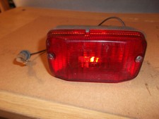 Nebelschlussleuchte Heckleuchte Positionsleuchte 12V rot 7x13cm universal(FG55)