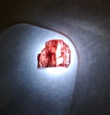 Reiner transparenter Hafnon, äußerst rar, Mosambik, Mineraliensammlung, Mineral