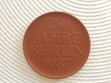 MEDAILLE * PORZELLAN * 750