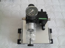 BOSCH Pneumatik Druckregelventil 0-16 bar Manometer 1 827 231 009 + 0821 302 772