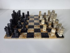 ♟️ Schachspiel aus Marmor / Onyx – Handgeschnitzt – ca. 35,5 × 35,5 cm –...