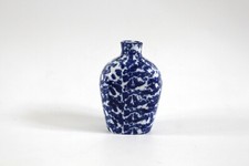 Blau weiße Karaffe Flasche Vase Pozellanfabrik für Schladerer