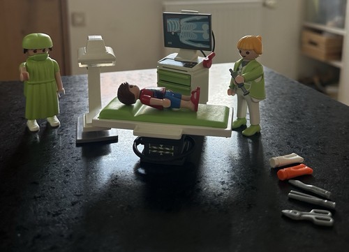 Playmobil city life - city,