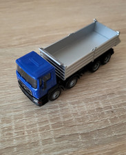 HERPA 319140 H0,1:87 MAN TGS NN Baukipper 4-achs, blau/silber