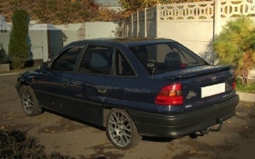 Spoiler für opel - opel, astra