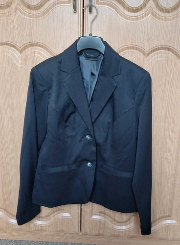 Schwarzer blazer von - schwarzer,