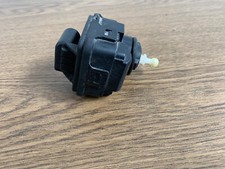 Stellmotor Scheinwerfer Audi