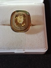 Damenring hervorragend