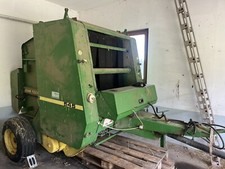 Rundballen Presse John Deere 545