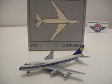 Schuco 335796, Lufthansa Boing