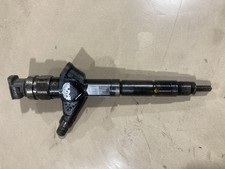 1x DIESEL  FUEL INJECTOR