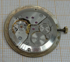 Vintage älteres Handaufzug Werk Peseux 7010/11  Ulix defekt Unruhe OK . CK