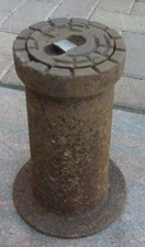 Alte straßenkappe gusseisen - alte,