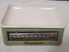Alte Küchenwaage Tiwera mit Kunststoffschale DDR-Küchenwaage Retro Design