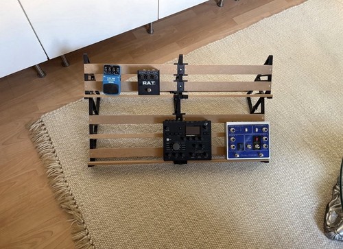 Guitar pedal stand board