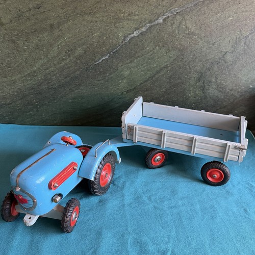 Großer vintage holz - großer, traktor