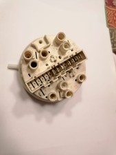 Druckdose für Waschmaschine von AEG, Privileg; Electronic NR 110571100, 79290437