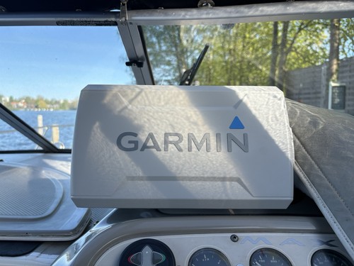 Garmin striker plus 9sv - striker™,