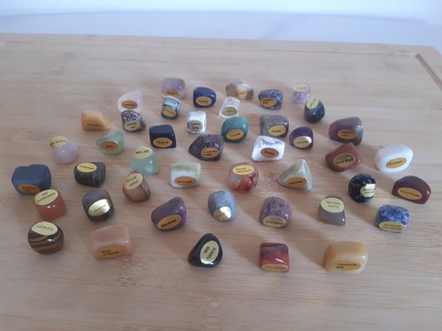 Mineraliensammlung mit - mineraliensammlung,