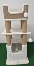 Trixie Katzen Kratzbaum Lucano weiß/taupe / 58 x 48 x 110 cm