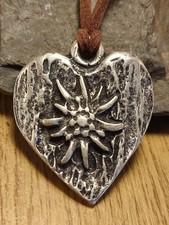 Trachten Oktoberfest Halskette am 60 Cm Band Bayern 1 Edelweiß Herz in Altsilber