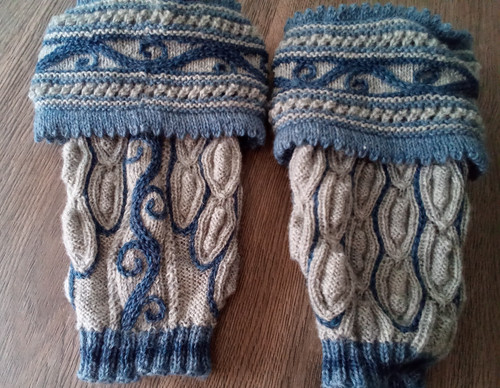 Handgestrickge loferl - handgestrickge,