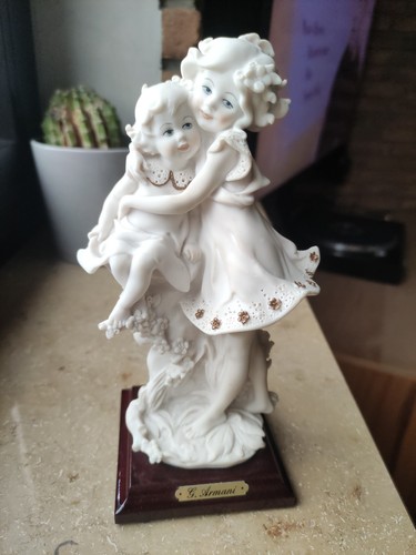 Porzellanfigur von armani - porzellanfigur,