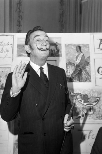 Salvador dali beteiligt sich - salvador,