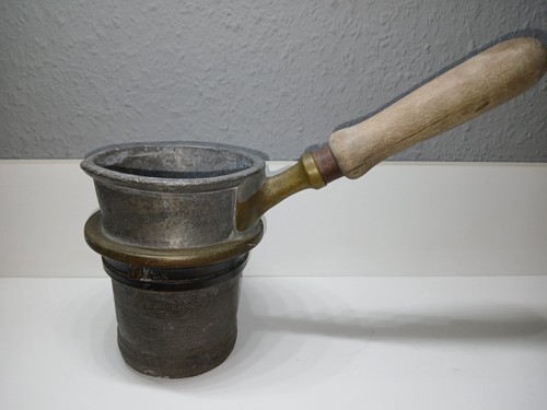 Antike infundierbüchse jh - infundierbüchse, 19