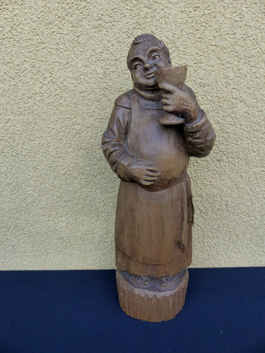 Alte figur trinkender mönch - figur,
