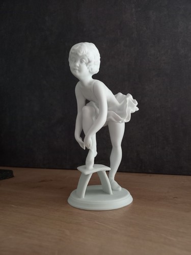 Porzellan figur kleine - figur,