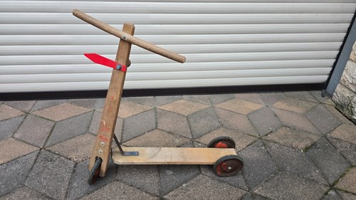 Ddr tretroller holzroller vero - holzroller,