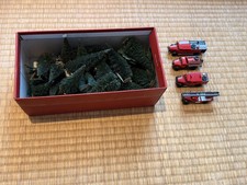 H0 Set Teich, Feuerwehrautos, Bäumen, Boot, Pflanzen, H0 Bausatz Gebraucht