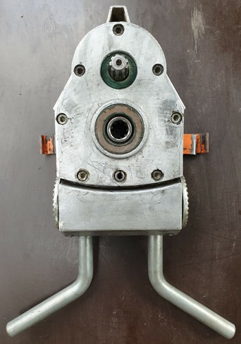 Holder zwischengetribe - h4,