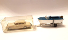 10150 Wiking Modellauto 1:87 H0 Mercedes-Benz 300 + WIKING 12095 Motorboot