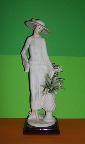 Armani figur elegante lady - g.,