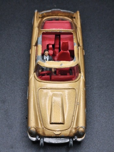 Corgi toys 261 james bond - 261,