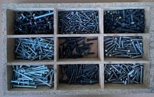 schrauben sortiment In Holzkasten 