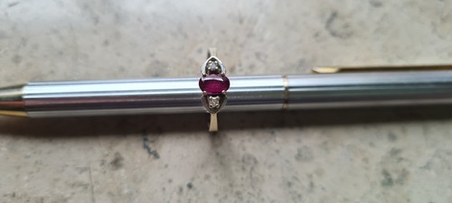 Rubin ring karat 585 - rubin,