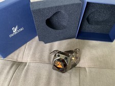 Swarovski , Tomaso Bulldogge (groß) nr.935722 . Lovlots Hundegang